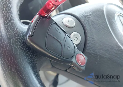 2005 Mercedes-Benz C 230 Kompressor Sport from USA, damaged, VIN WDBRF40J55F582802